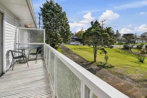 Photo of property in 9 Kelwyn Road, Kelston, Auckland, 0602
