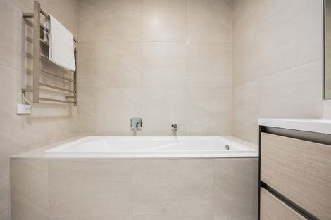 Photo of property in 7 Fairgray Lane, Red Beach, 0932