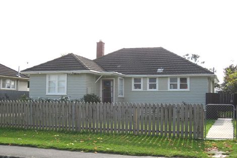 Photo of property in 194 Langdons Road, Northcote, Christchurch, 8052