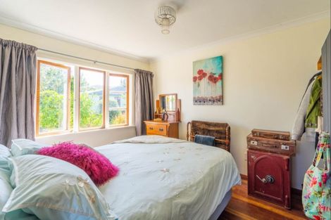 Photo of property in 5 Tararua Street, Paraparaumu, 5032