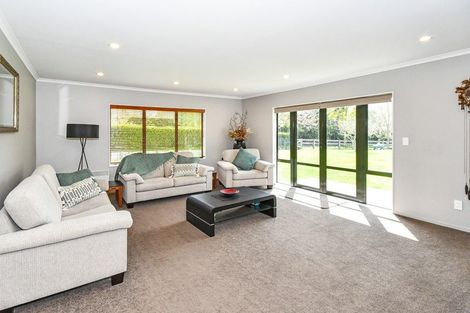 Photo of property in 68 Cooper Road, Ramarama, Drury, 2579