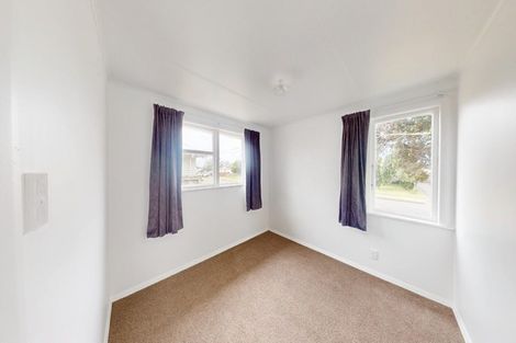Photo of property in 10 Armstrong Place, Gonville, Whanganui, 4501
