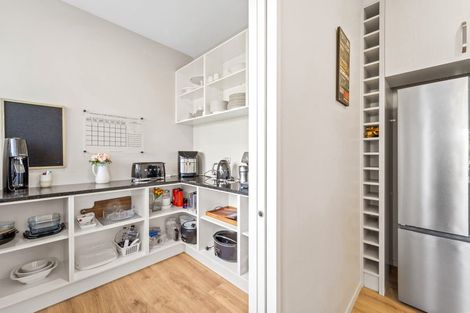 Photo of property in 14 Parkview Drive, Gulf Harbour, Whangaparaoa, 0930