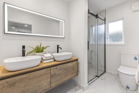 Photo of property in 25 Princes Street, Northcote Point, Auckland, 0627