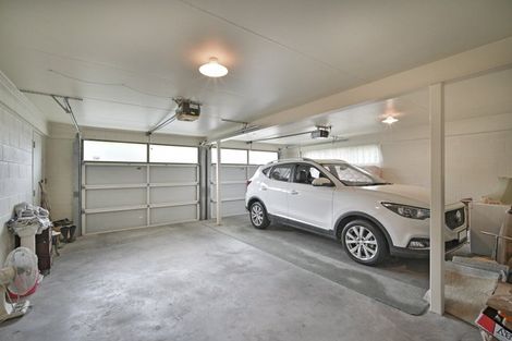 Photo of property in 36 Kopanga Road, Havelock North, 4130