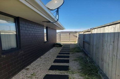 Photo of property in 12 Kahukaka Road, One Tree Point, 0118