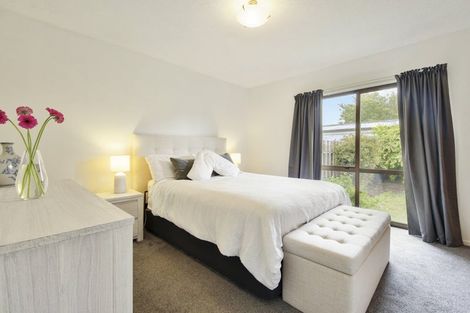 Photo of property in 2/21 Dunedin Street, Redwood, Christchurch, 8051