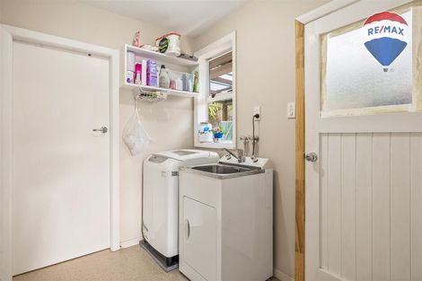 Photo of property in 41 Ranui Terrace, Tawa, Wellington, 5028