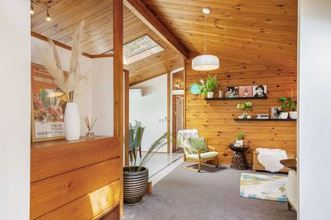 Photo of property in 66 Shetland Street, Glen Eden, Auckland, 0602