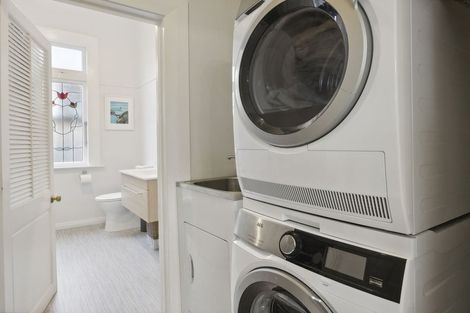 Photo of property in 19 Pretoria Avenue, Saint Clair, Dunedin, 9012