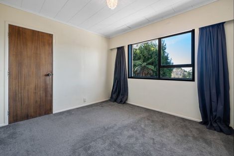 Photo of property in 22 Frankley Road, Westown, New Plymouth, 4310