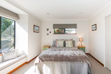 Photo of property in 32 Miller Road, Havelock North, 4130