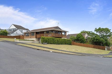 Photo of property in 70 Aberfeldy Avenue, Highland Park, Auckland, 2010