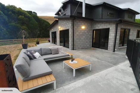 Photo of property in 86 Seafield Road, Eskdale, Napier, 4182