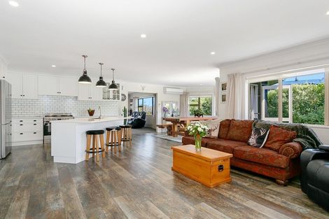 Photo of property in 11 Carpentras Way, Nukuhau, Taupo, 3330