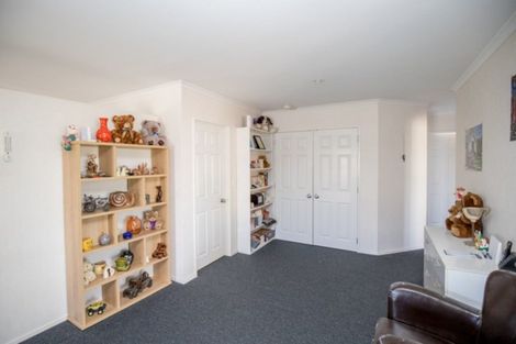 Photo of property in 8 Harris Place, Ngatea, 3503