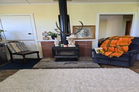 Photo of property in 880 Okahukura Road, Tapora, Wellsford, 0977