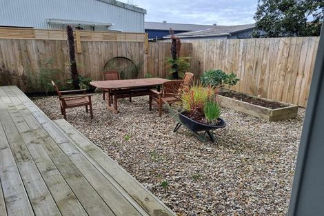 Photo of property in 17 Lee Road, Hannahs Bay, Rotorua, 3010