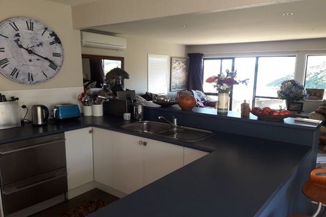 Photo of property in 11 Governors Bay Road, Cass Bay, Lyttelton, 8082