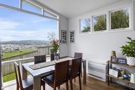 Photo of property in 77 Easther Crescent, Kew, Dunedin, 9012