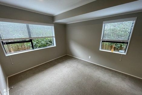 Photo of property in 2/48 Shakespeare Road, Milford, Auckland, 0620