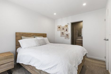 Photo of property in 1c Kororo Street, Northcote, Auckland, 0627