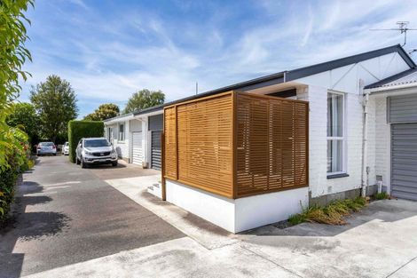 Photo of property in 2/38 Peer Street, Upper Riccarton, Christchurch, 8041