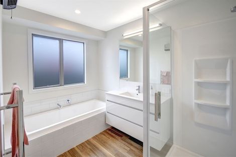 Photo of property in 2 Stratton Way, Mosgiel, 9024