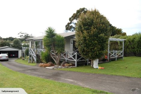 Photo of property in 50 Matua Road, Huapai, Kumeu, 0810