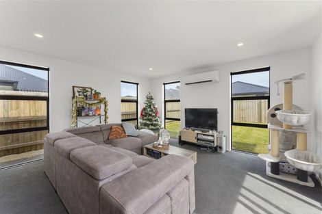 Photo of property in 10 Tara Crescent, Woodend, 7610