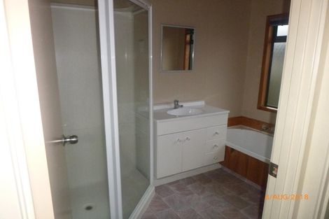 Photo of property in 47a Woodford Avenue, Henderson, Auckland, 0610