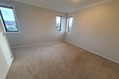 Photo of property in 79 Mt Lebanon Crescent, The Gardens, Auckland, 2105