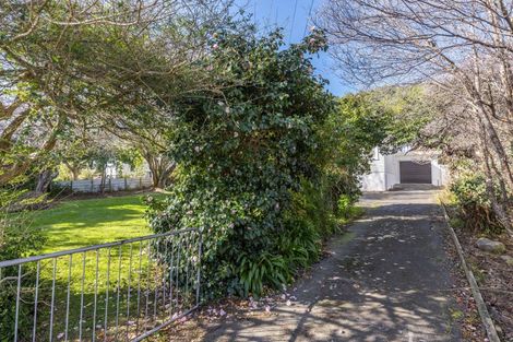 Photo of property in 11 Winara Avenue, Waikanae, 5036