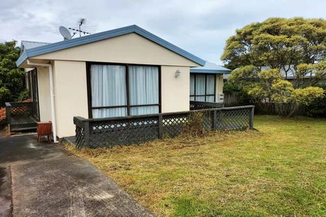 Photo of property in 26 Devonshire Road, Unsworth Heights, Auckland, 0632