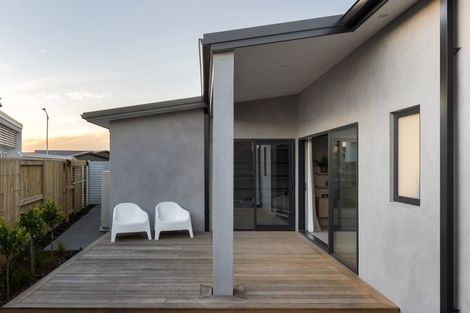 Photo of property in 18 Montiicola Drive, Papamoa Beach, Papamoa, 3118