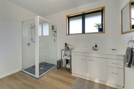 Photo of property in 8 Mary Lane, Lake Hawea, Wanaka, 9382