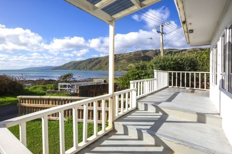 Photo of property in 25 Ocean Parade, Pukerua Bay, 5026