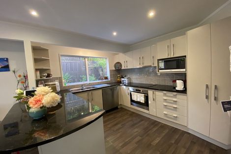 Photo of property in 2/33 Harley Road, Takapuna, Auckland, 0622