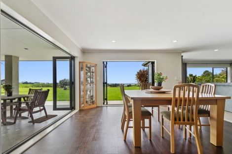 Photo of property in 3048 Awhitu Road, Awhitu, Waiuku, 2684