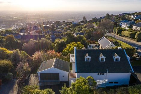 Photo of property in 148 Dyers Pass Road, Cashmere, Christchurch, 8022