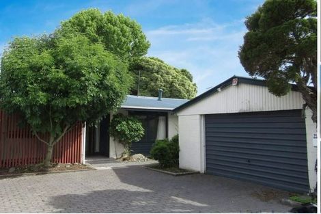 Photo of property in 12 Burrows Place, Ilam, Christchurch, 8041