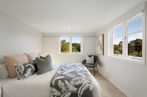 Photo of property in 5 Churchill Road, Murrays Bay, Auckland, 0630