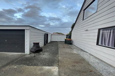 Photo of property in 1/127 Clevedon Road, Papakura, 2110