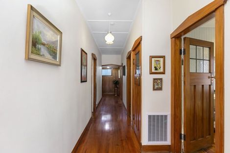 Photo of property in 123 Rongotai Road, Kilbirnie, Wellington, 6022