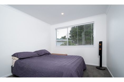 Photo of property in 2/144a Mcleod Road, Te Atatu South, Auckland, 0610