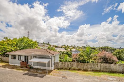 Photo of property in 52 Gallony Avenue, Massey, Auckland, 0614