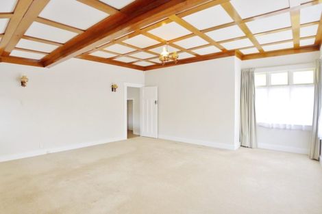Photo of property in 6 Admiral Beatty Avenue, Mount Roskill, Auckland, 1041
