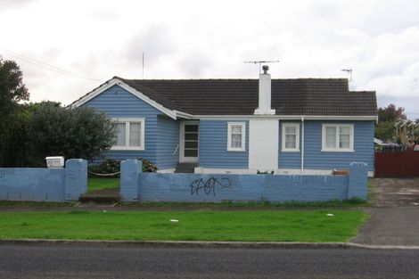 Photo of property in 22 Ballance Avenue, Papatoetoe, Auckland, 2104