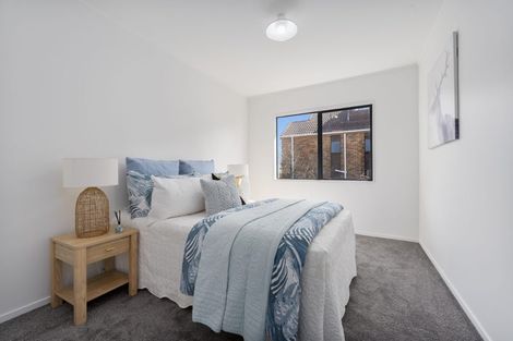 Photo of property in 4229 Great North Road, Glendene, Auckland, 0602