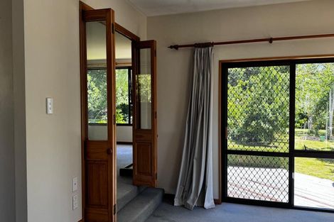 Photo of property in 212 High Street, Oxford, 7430